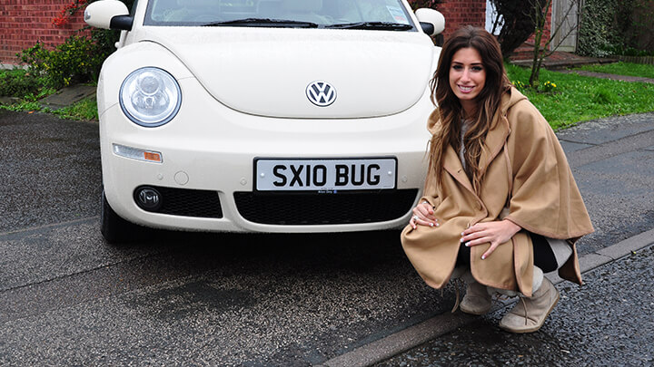 Stacey Solomon with number plate SX10 BUG